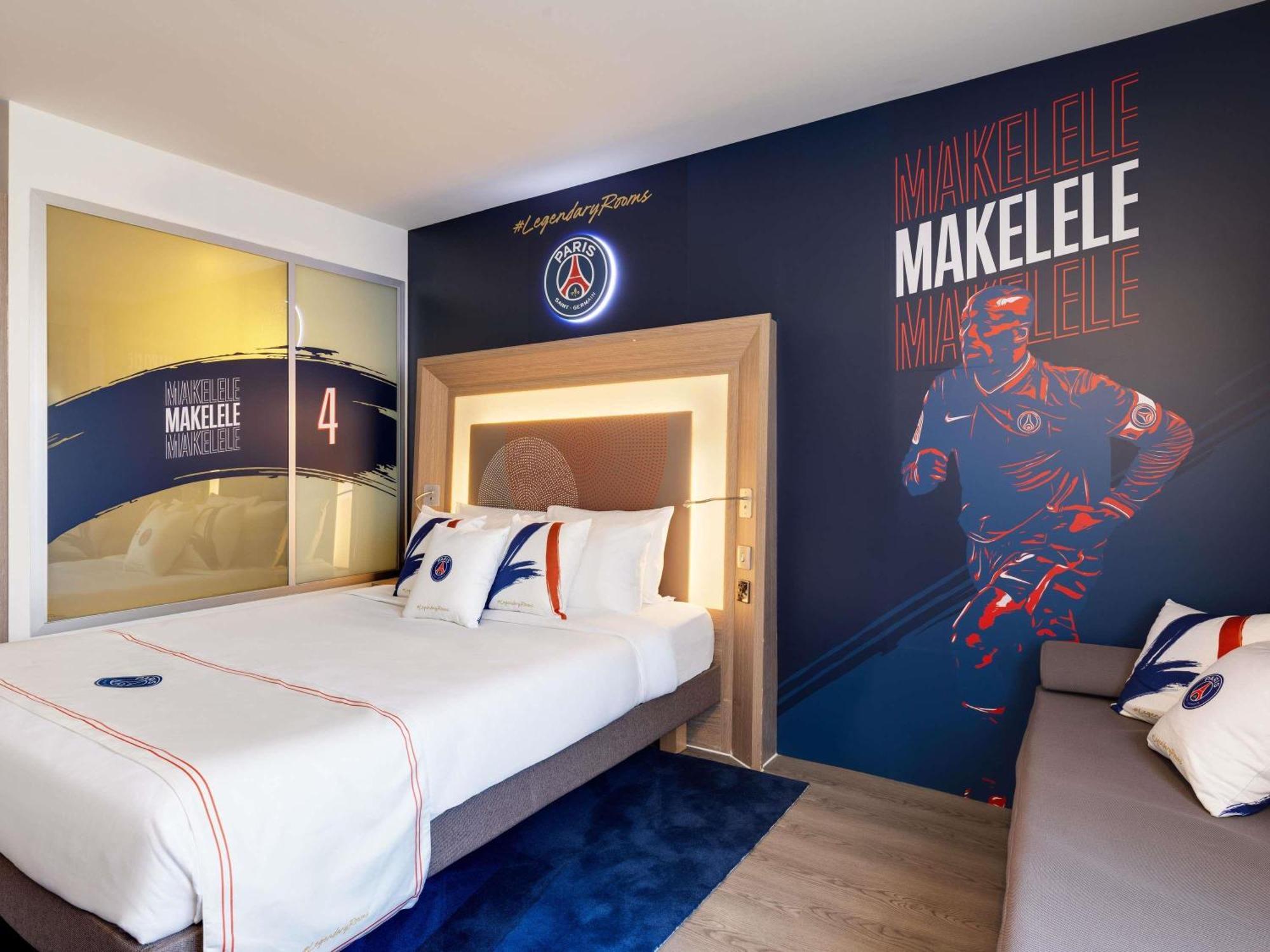 Novotel Bridge Hotel 4*