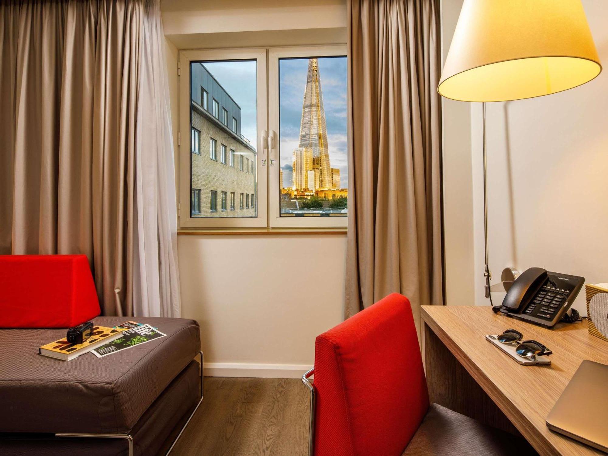 Hotel Novotel Bridge 4*